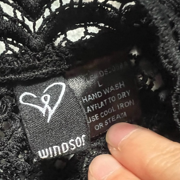 Windsor Black Lace Zip Up Top EUC L - Picture 6 of 9